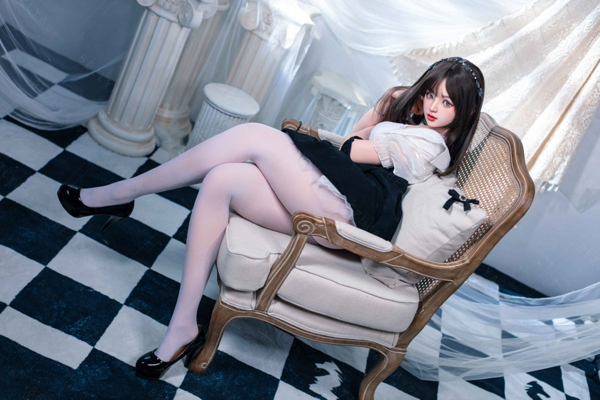 Lalka erotyczna Convallaria (Bezlya Doll 155cm B-cup 2.1 Silikon)