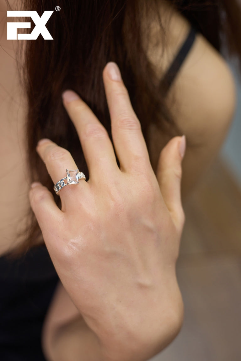 Lalka seksu Monique V2 (EXDoll 162cm B-cup #Exclone Silikon)