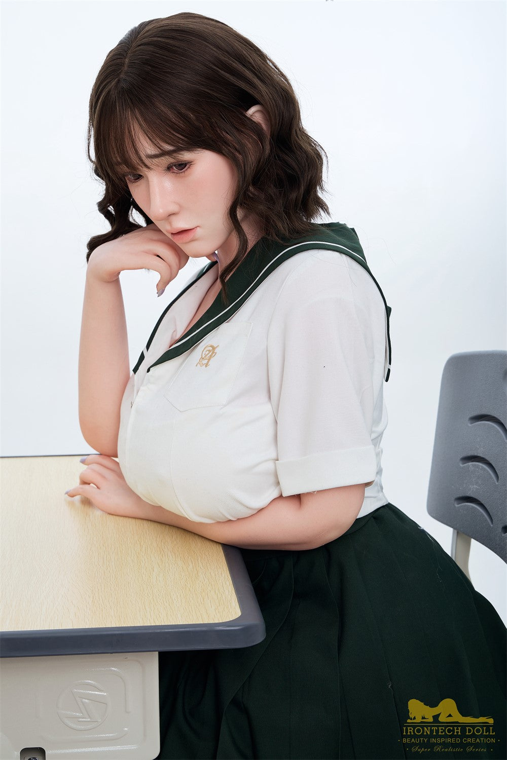 Lalka seksu Betty Shemale (Irontech Doll 162cm J-cup S7 Silikon)