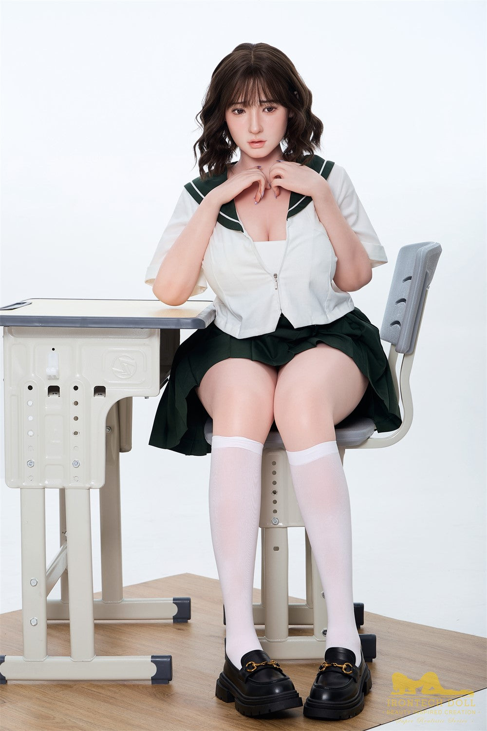 Lalka seksu Betty Shemale (Irontech Doll 162cm J-cup S7 Silikon)