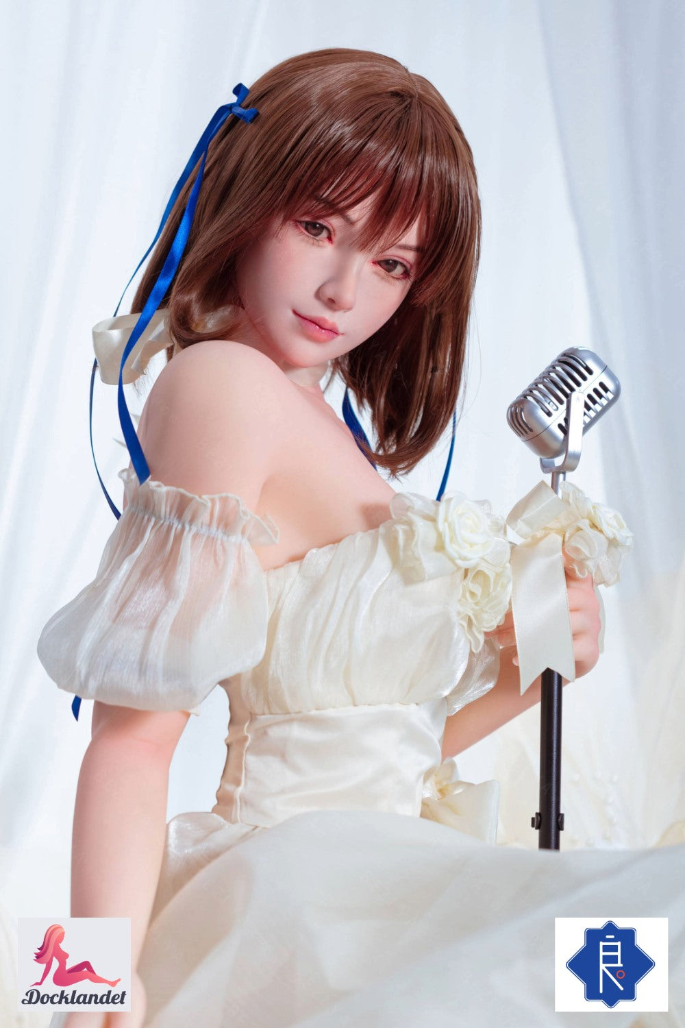 Holly Sex Doll (Bezlya Doll 155 cm B-cup 2,0 tpe+silikon)
