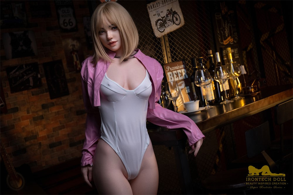 Layla Sex doll (Irontech Doll 169cm C-cup P39 silicone) EXPRESS