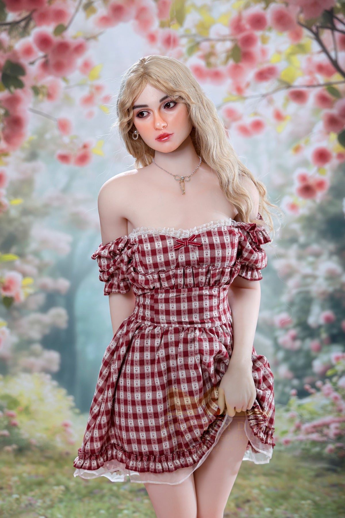 Tina lalka seksu (Irontech Doll 162cm A-cup S45 TPE + silikon)