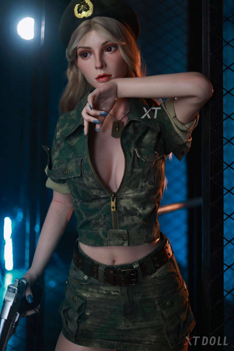 Melanie Sex Doll (XT Doll 164 cm C-cup #XT-15-B silikon)