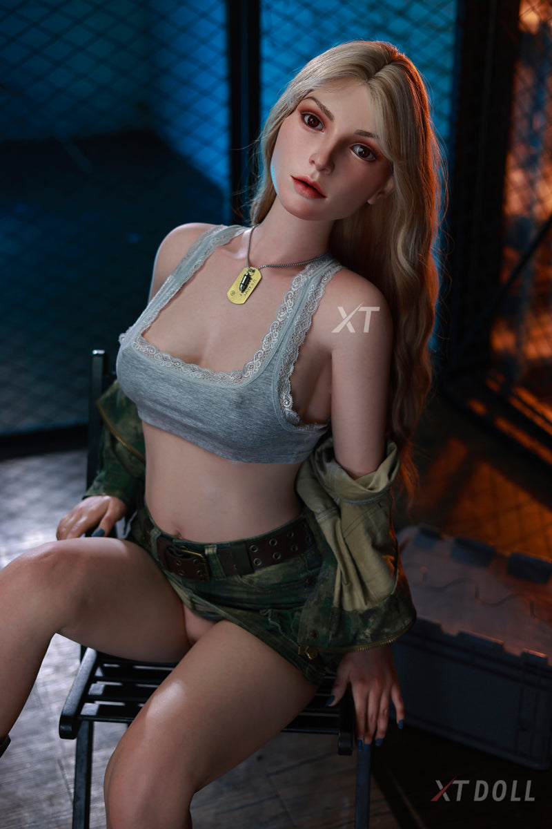 Melanie Sex Doll (XT Doll 164 cm C-cup #XT-15-B silikon)