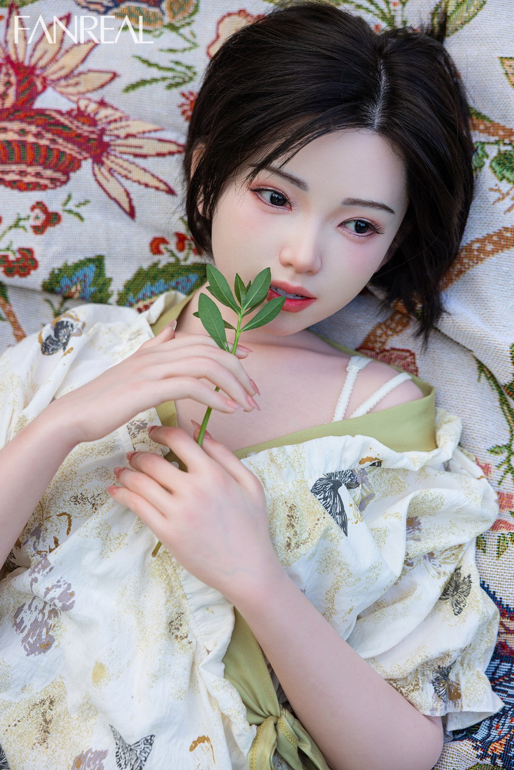 Molly Sex Doll (FanReal Doll 153 cm B-cup Silikon)