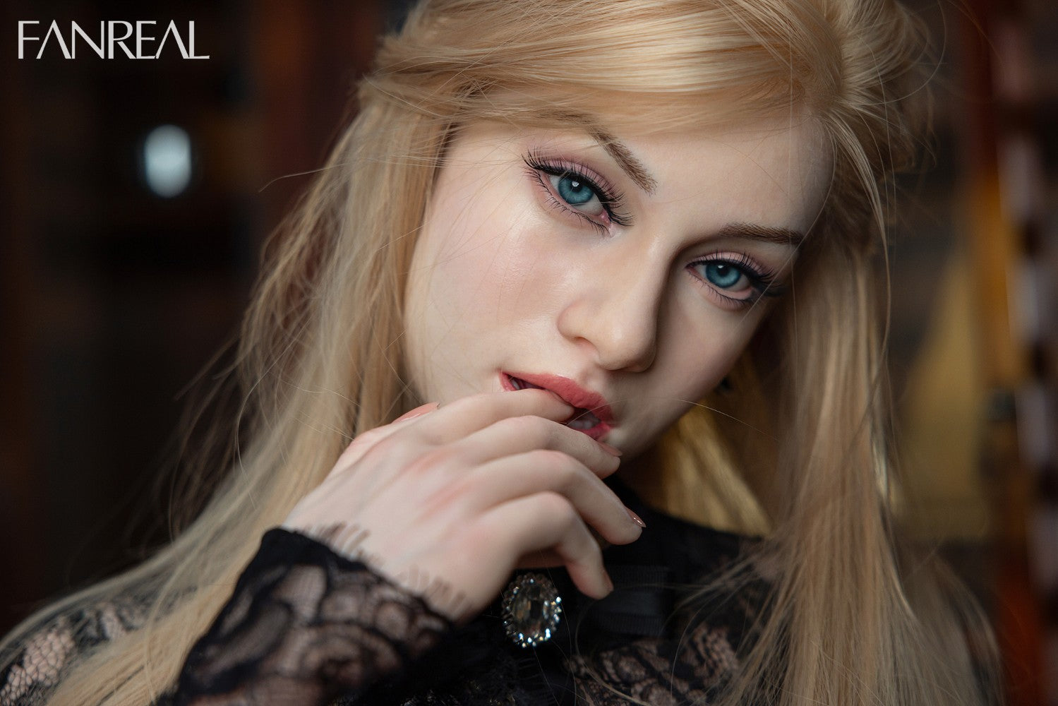 Lalka seksu Vanessa (FanReal Doll 168 cm f-cup Silikon)
