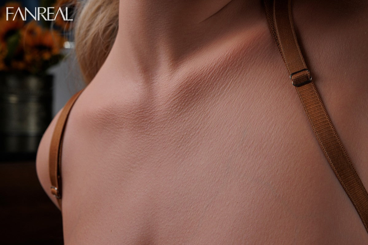 Lila Torso Sex doll (FanReal Doll 111cm F-cup RST silicone)