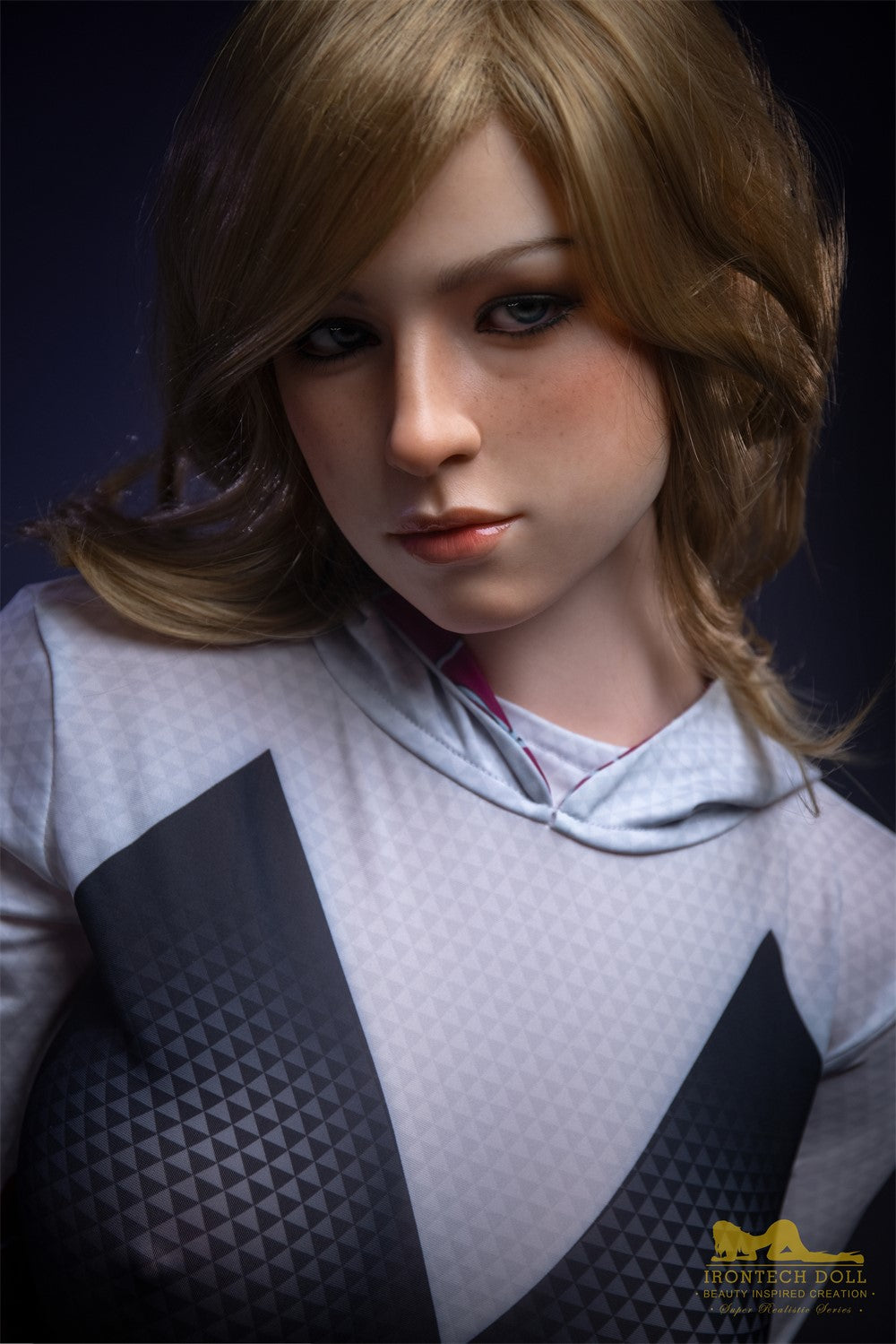 Lalka seksu Gwen (Irontech Doll 167cm E-cup S38 Silikon)