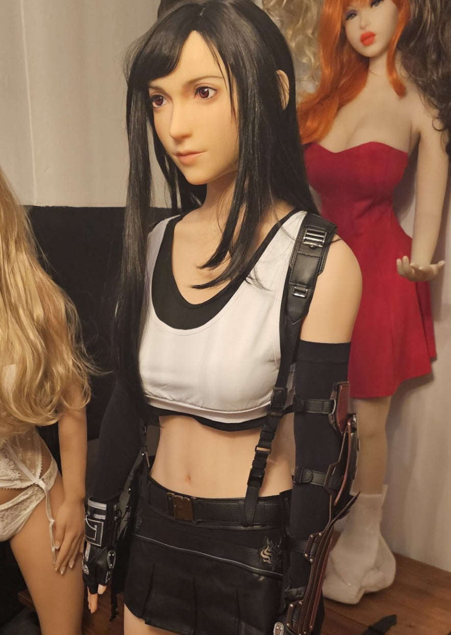 Lalka seksu Tifa (Game Lady 168cm E-cup Nr 15 Silikon) EXPRESS