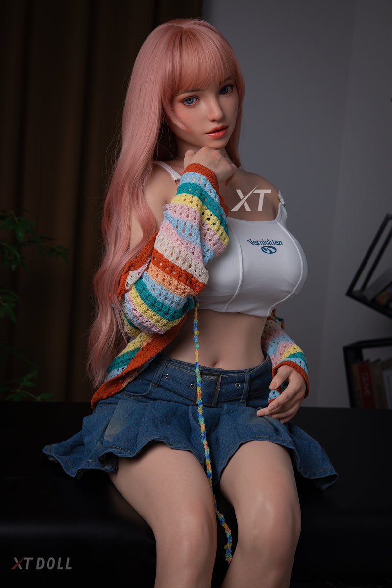 Sophia Sex Doll (XT Doll 165 cm e-cup #XT-5 silikon)