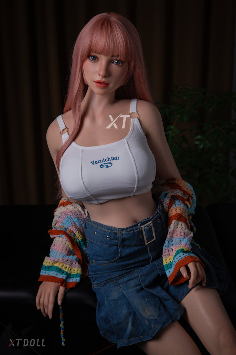Sophia Sex Doll (XT Doll 165 cm e-cup #XT-5 silikon)