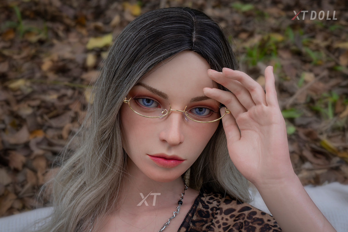 Melanie Sex Doll (XT Doll 165 cm e-cup #XT-15-B silikon)