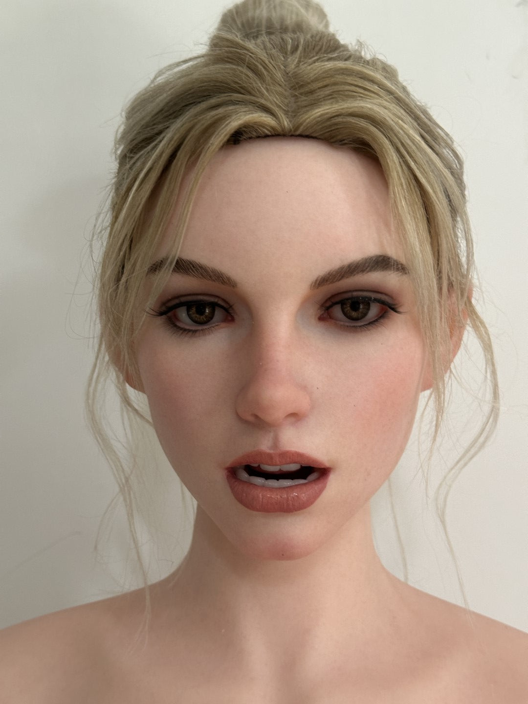 Irina Sex doll (Zelex 153cm b-cup ZXE206-W1 SLE silicone)