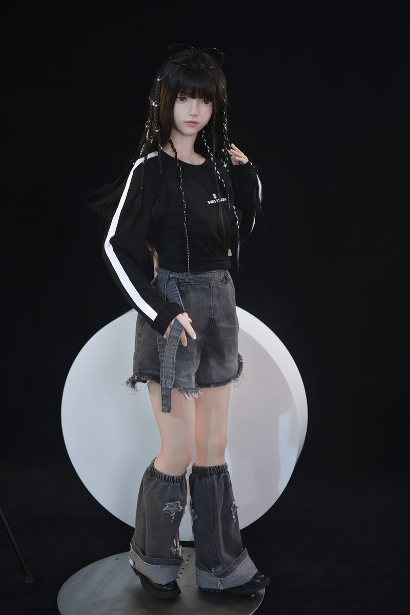 Lalka erotyczna Xiaolu (FUDoll 150 cm B-cup silikon)