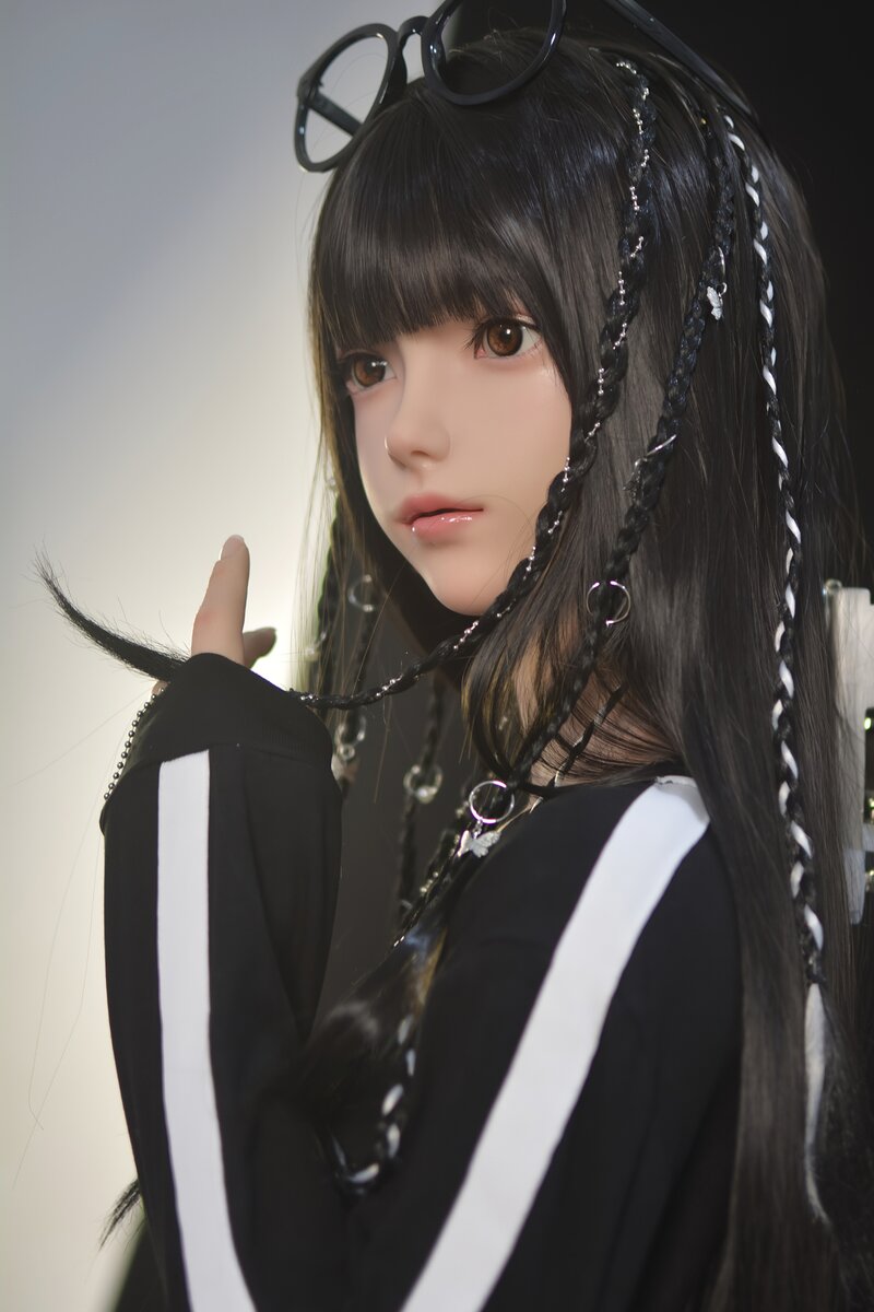 Lalka erotyczna Xiaolu (FUDoll 150 cm B-cup silikon)