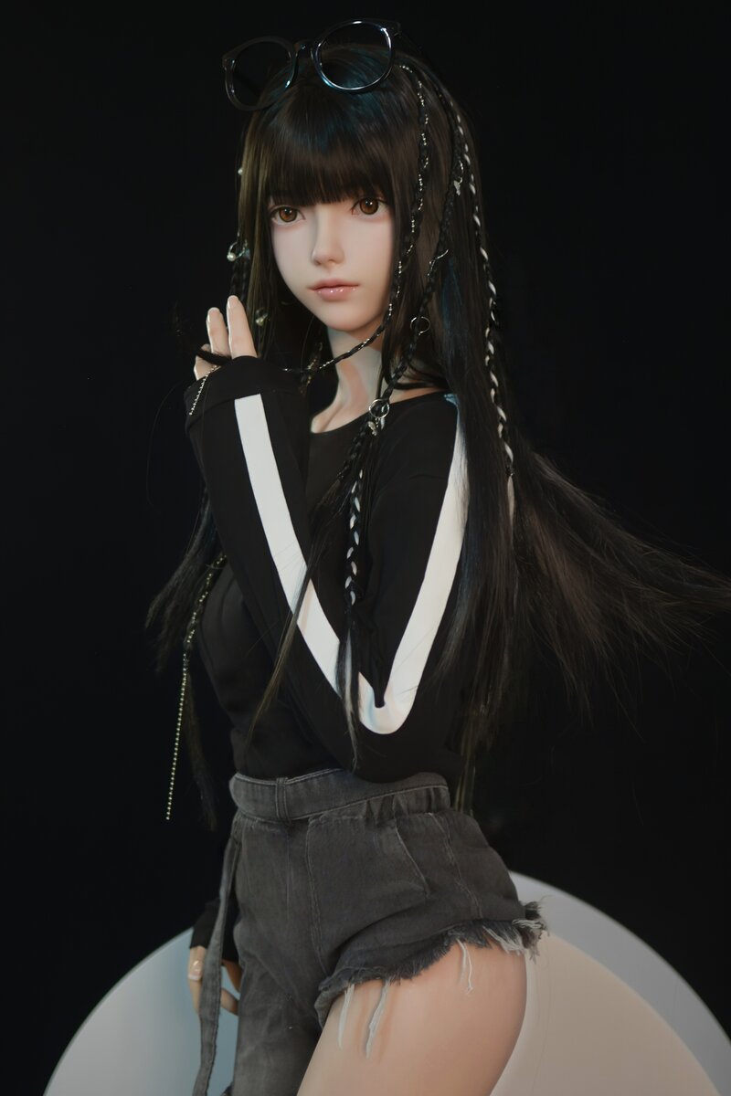 Lalka erotyczna Xiaolu (FUDoll 150 cm B-cup silikon)