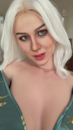 Lidiya Sex doll (Starpery 148cm j-cup TPE+silicone)