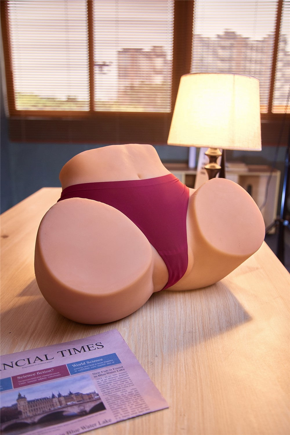 Bardzo duża, krągła lalka seksu z tyłkiem (Irontech Doll Biodro 125 cm TPE)