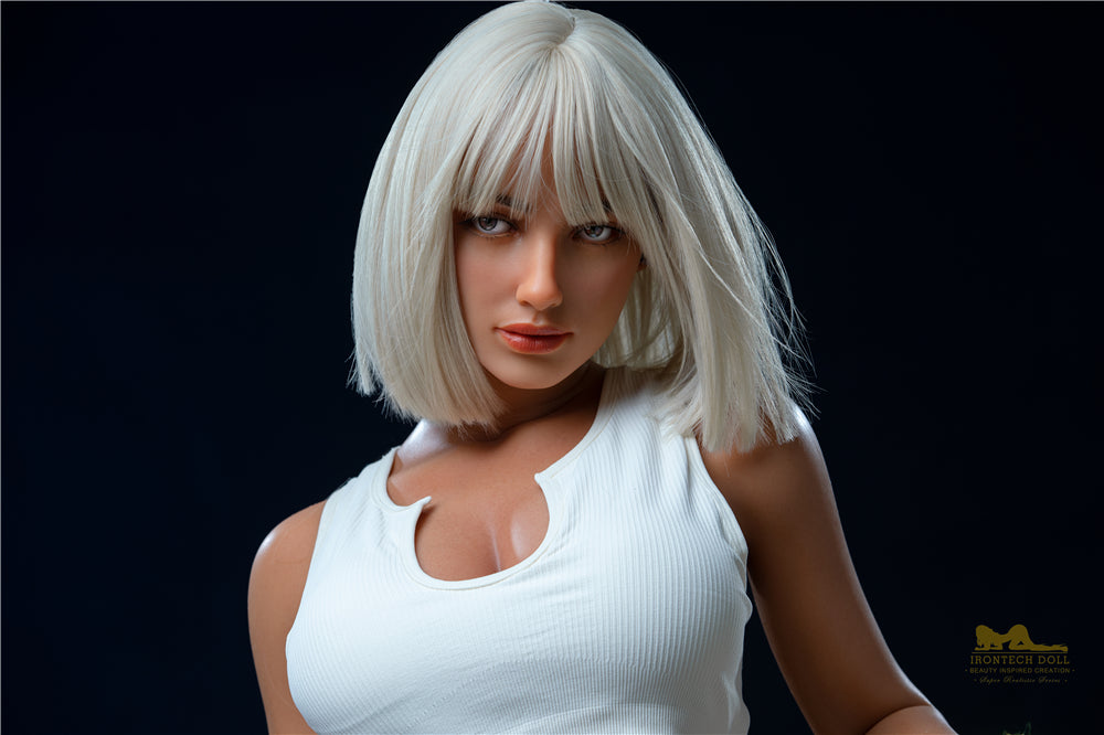 Seks-lalka Steffi (Irontech Doll 164cm e-cup S17 Silikon)