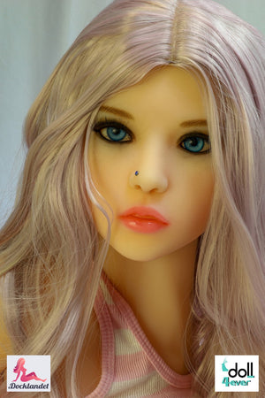 Debbi (Doll Forever 135 cm D-cup Tpe)